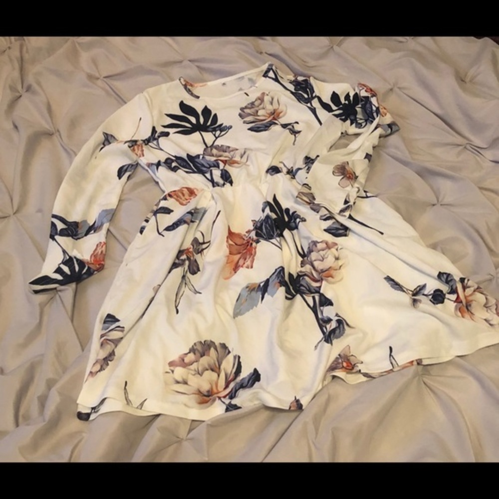Floral A‎ Line Long Sleeve Dress